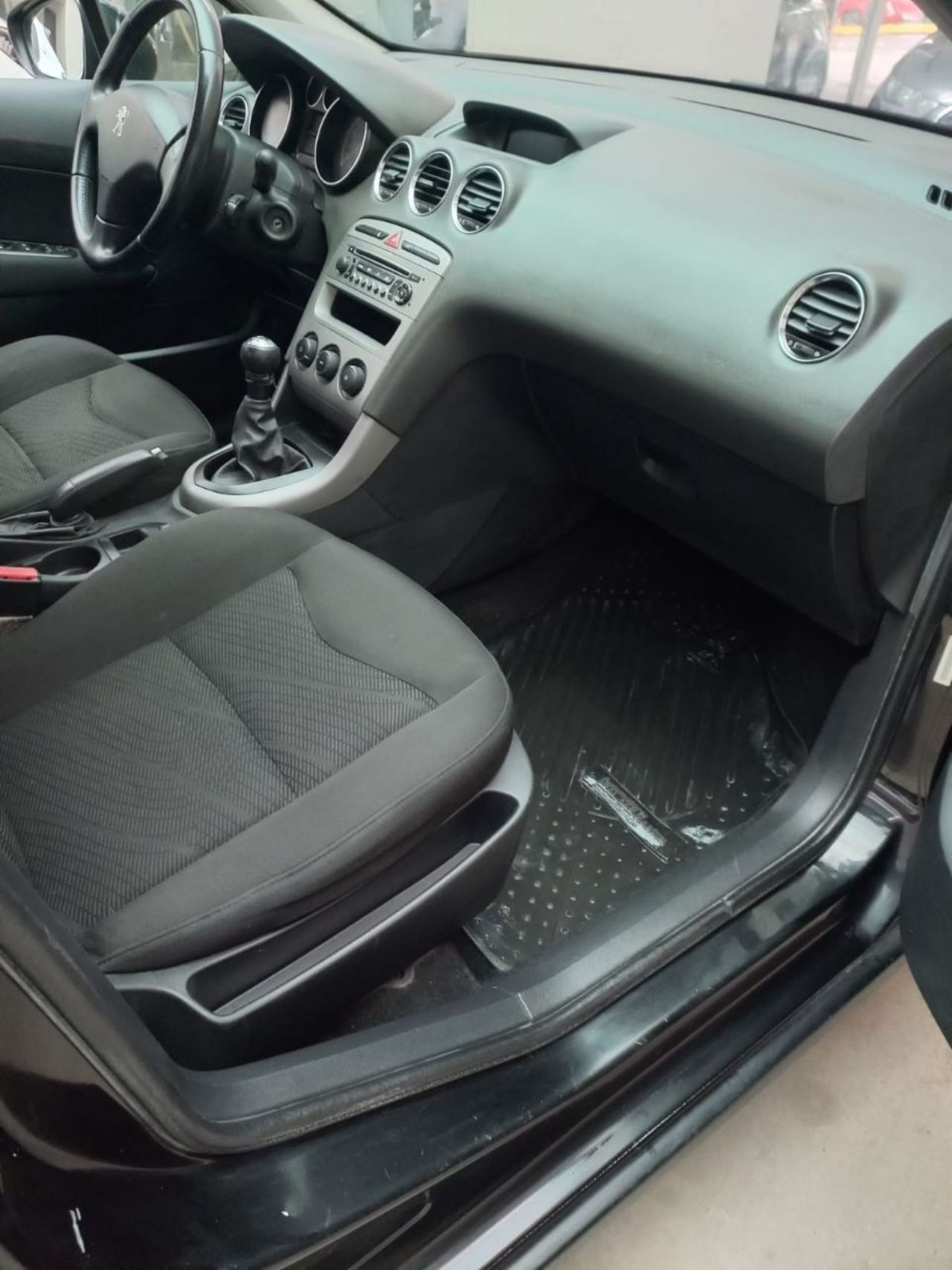 Peugeot 308 Usado Financiado en Mendoza, deRuedas