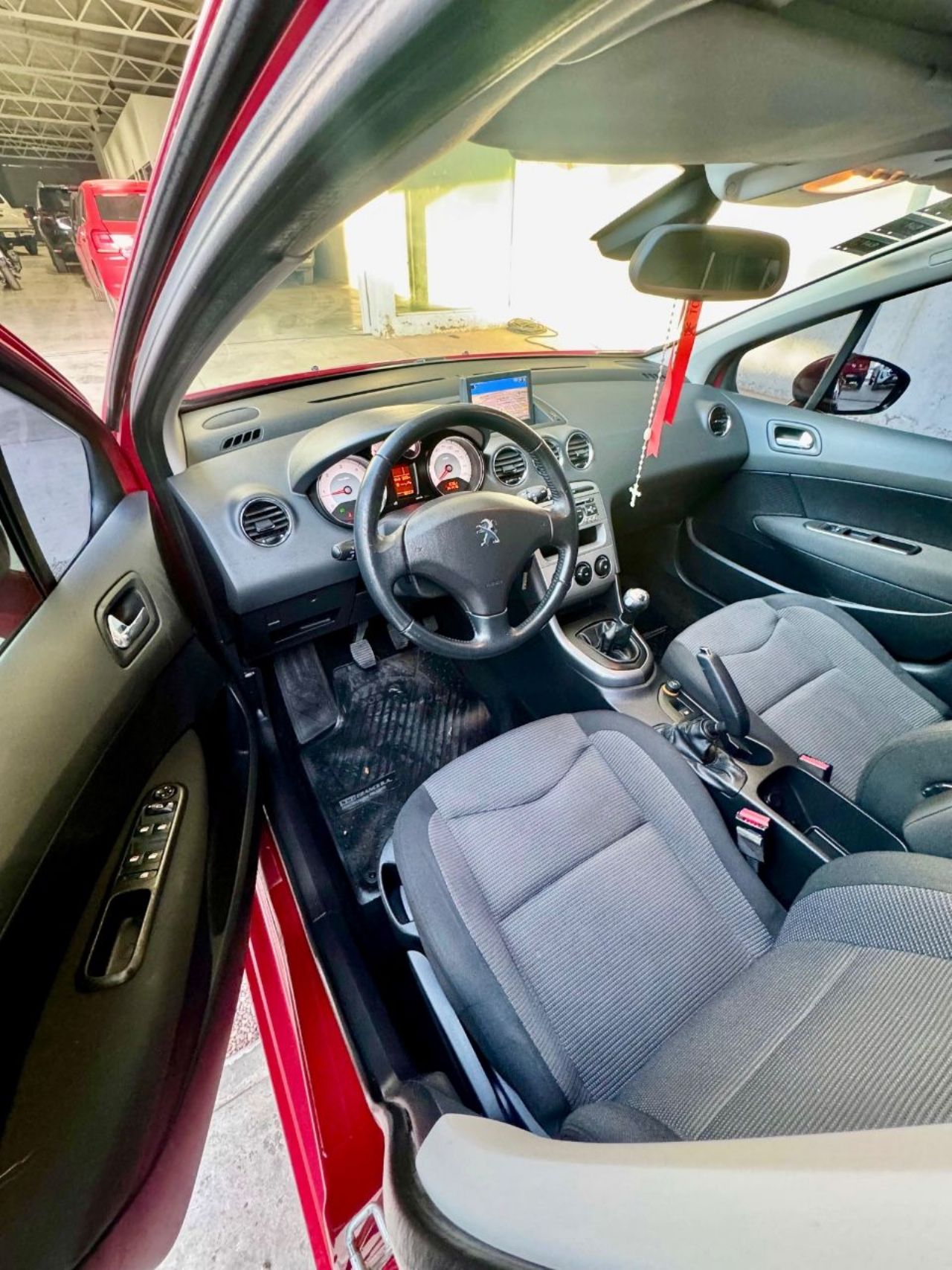 Peugeot 308 Usado Financiado en Mendoza, deRuedas
