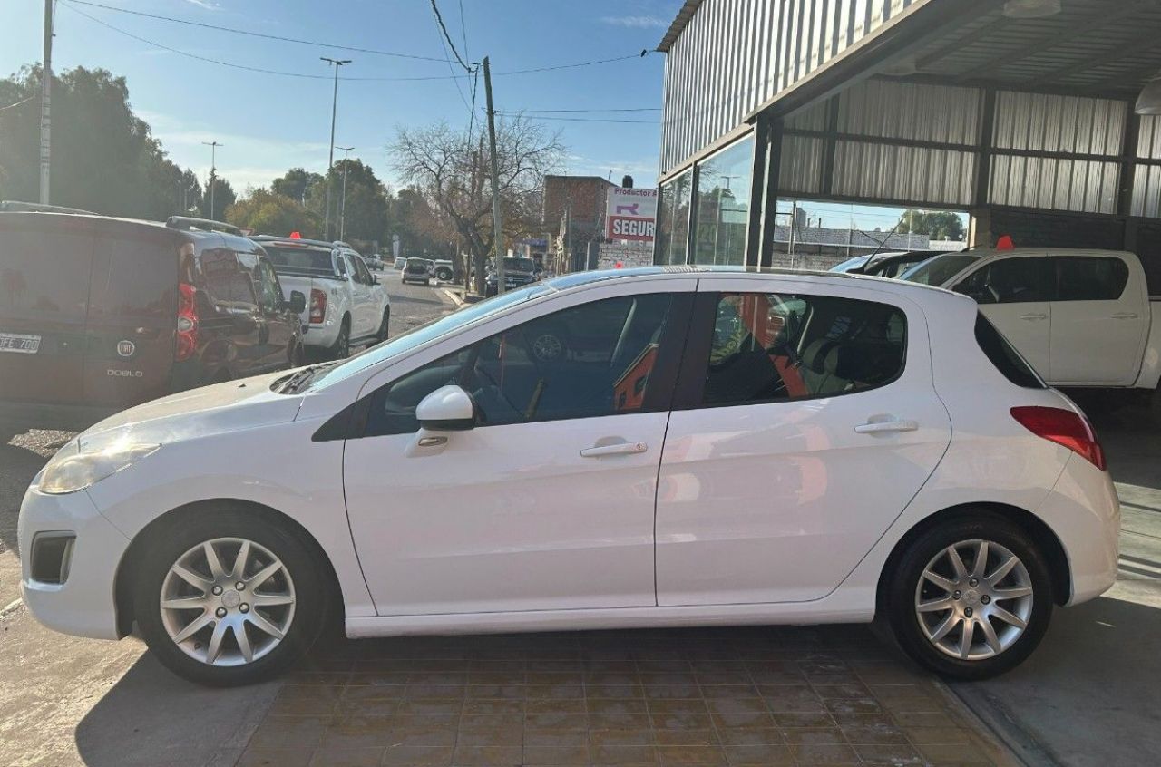 Peugeot 308 Usado Financiado en San Juan, deRuedas
