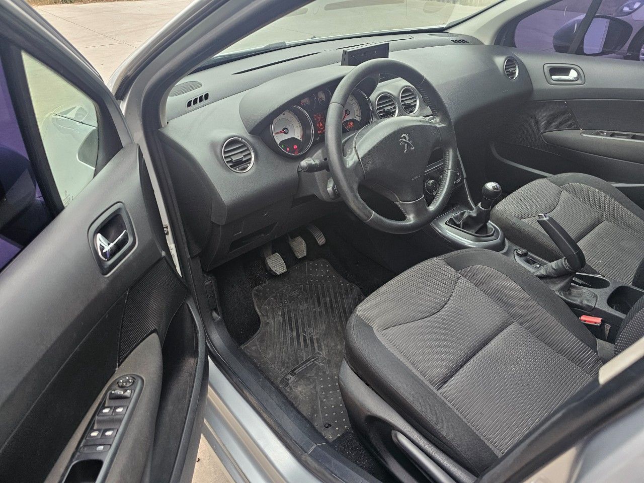 Peugeot 308 Usado Financiado en Mendoza, deRuedas