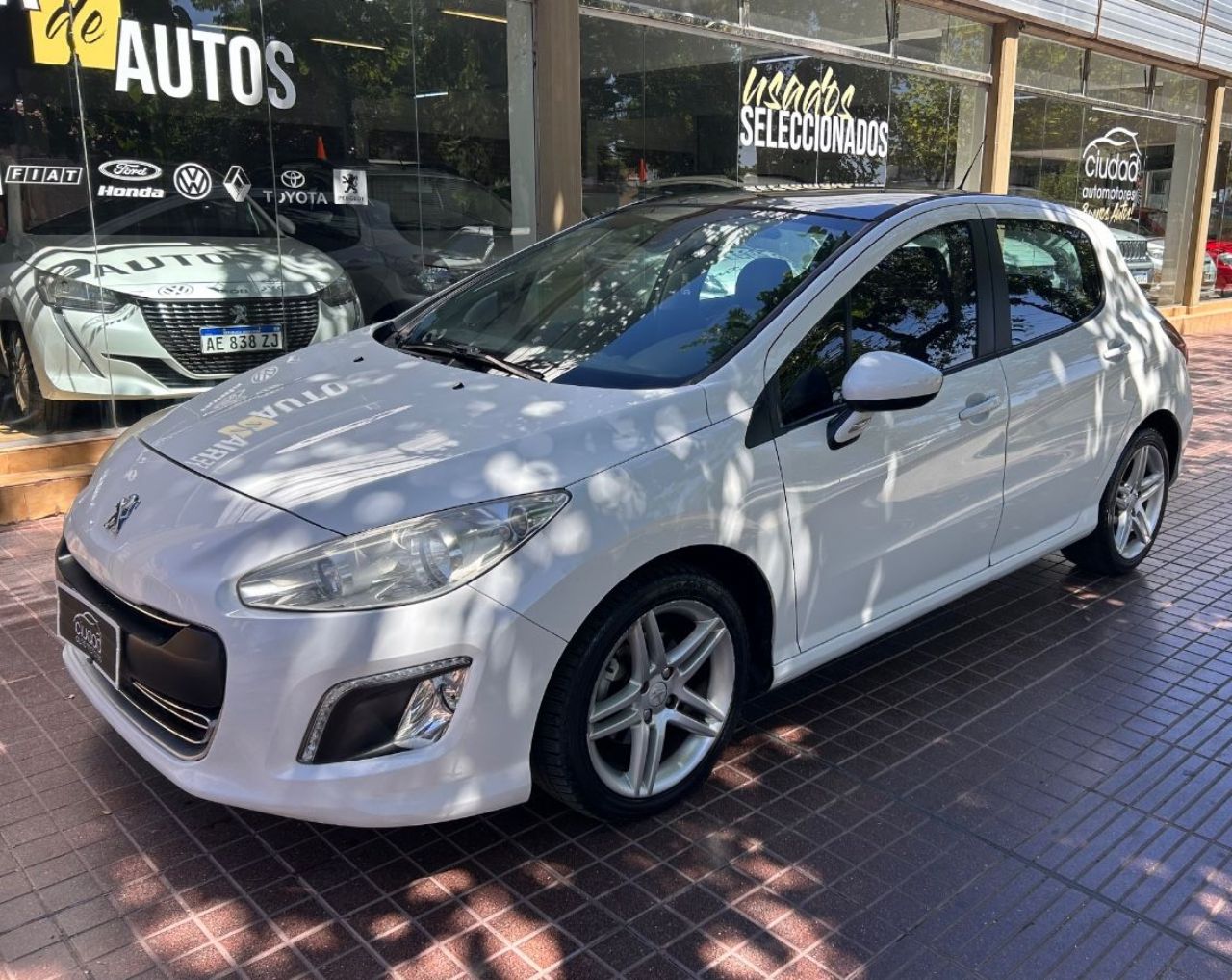 Peugeot 308 Usado Financiado en Mendoza, deRuedas