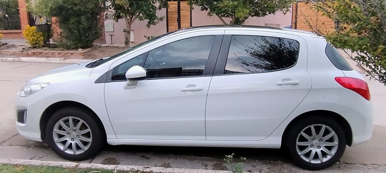Peugeot 308 Usado en San Luis, deRuedas
