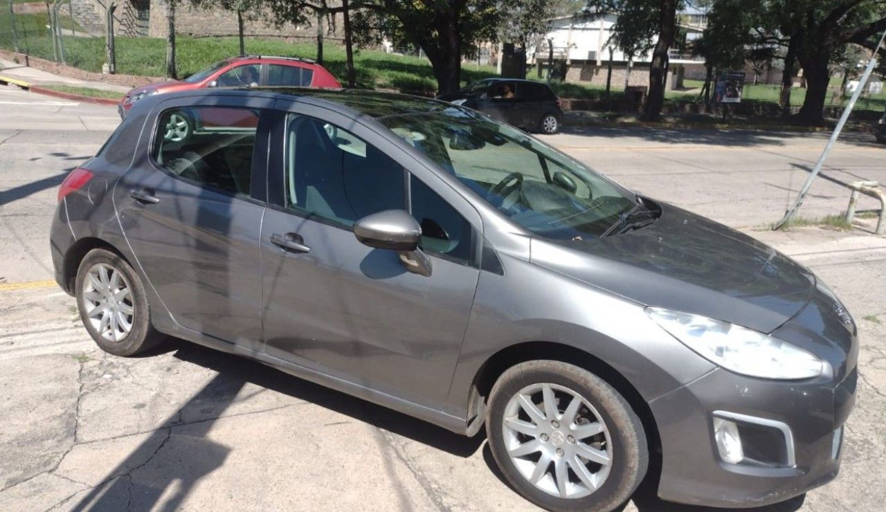 Peugeot 308 Usado Financiado en Córdoba, deRuedas