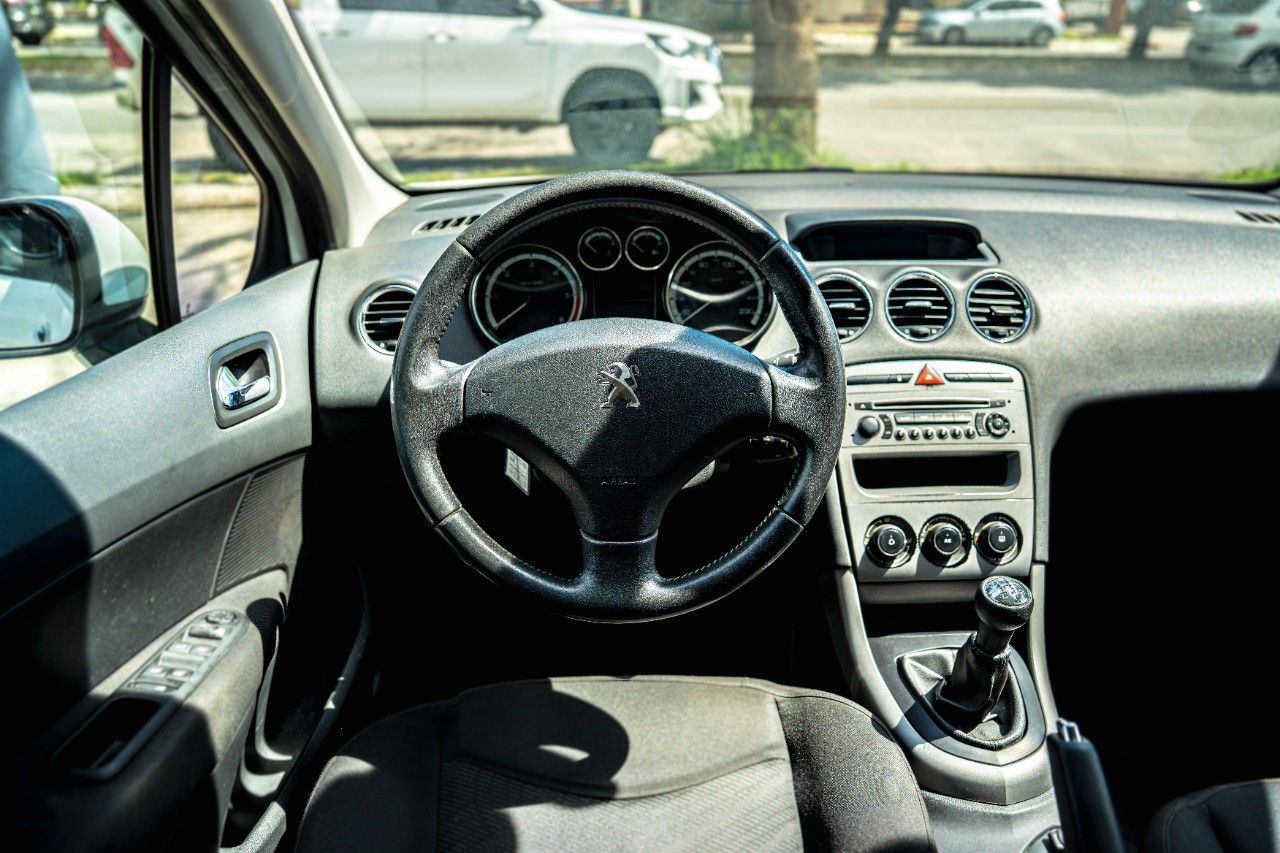 Peugeot 308 Usado Financiado en Córdoba, deRuedas