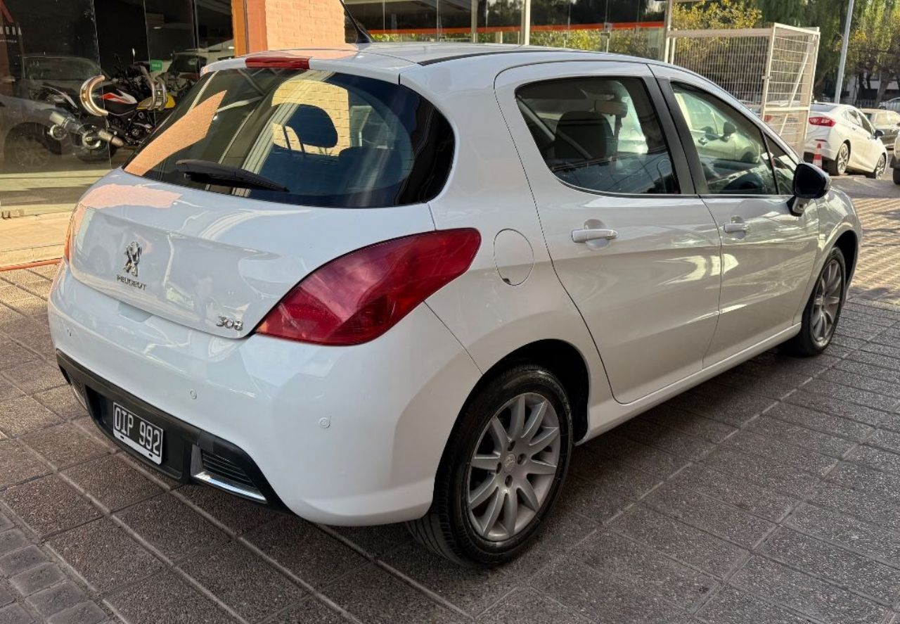 Peugeot 308 Usado Financiado en Mendoza, deRuedas