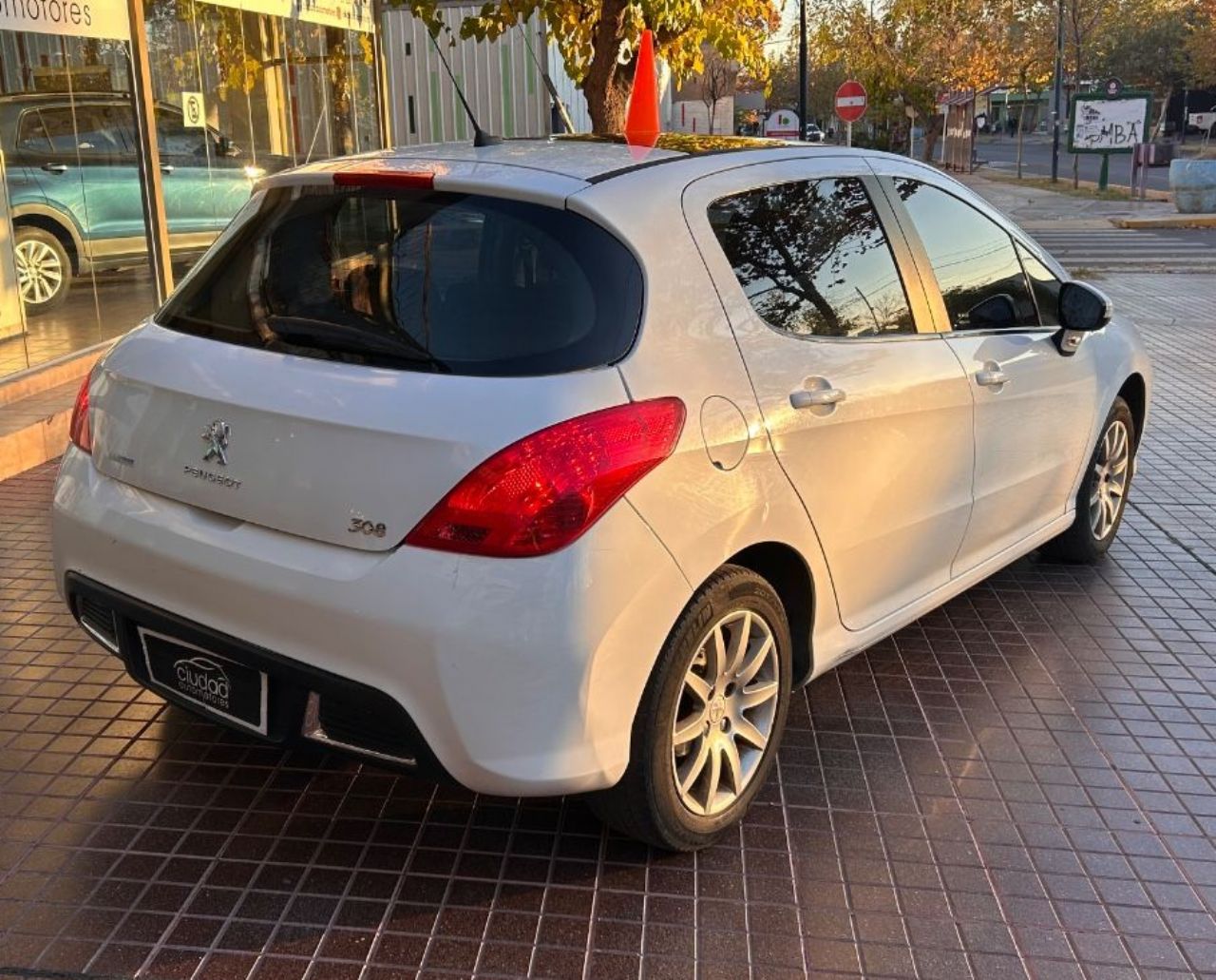 Peugeot 308 Usado Financiado en Mendoza, deRuedas