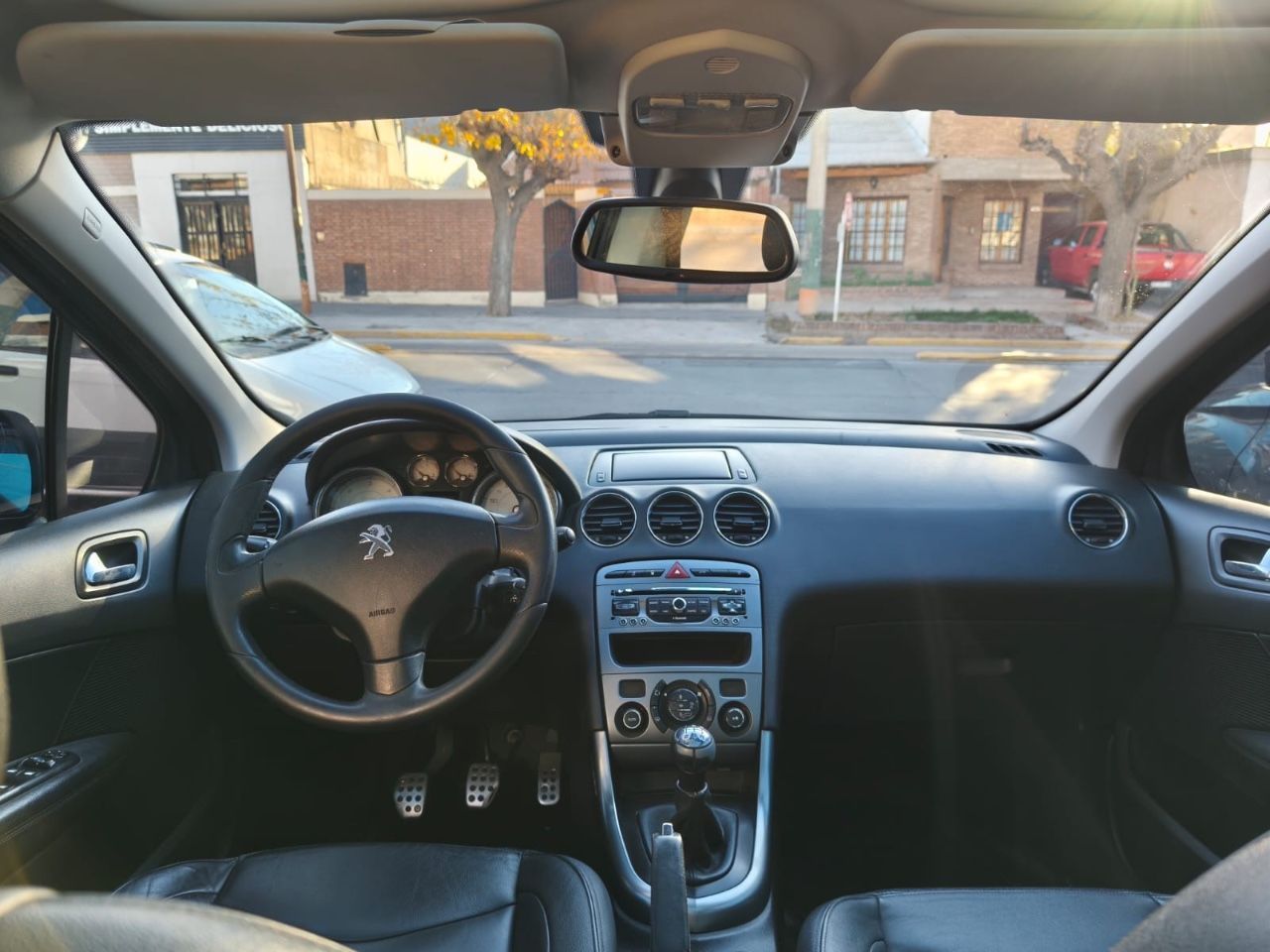 Peugeot 308 Usado Financiado en Mendoza, deRuedas