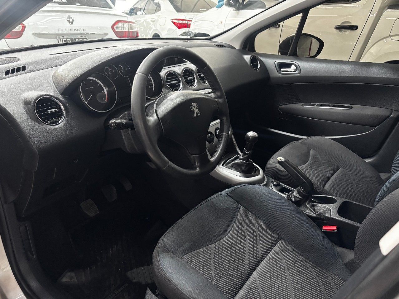 Peugeot 308 Usado Financiado en Mendoza, deRuedas