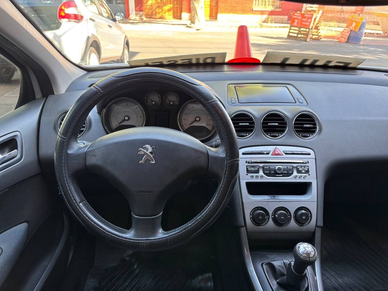 Peugeot 308 Usado Financiado en Mendoza, deRuedas