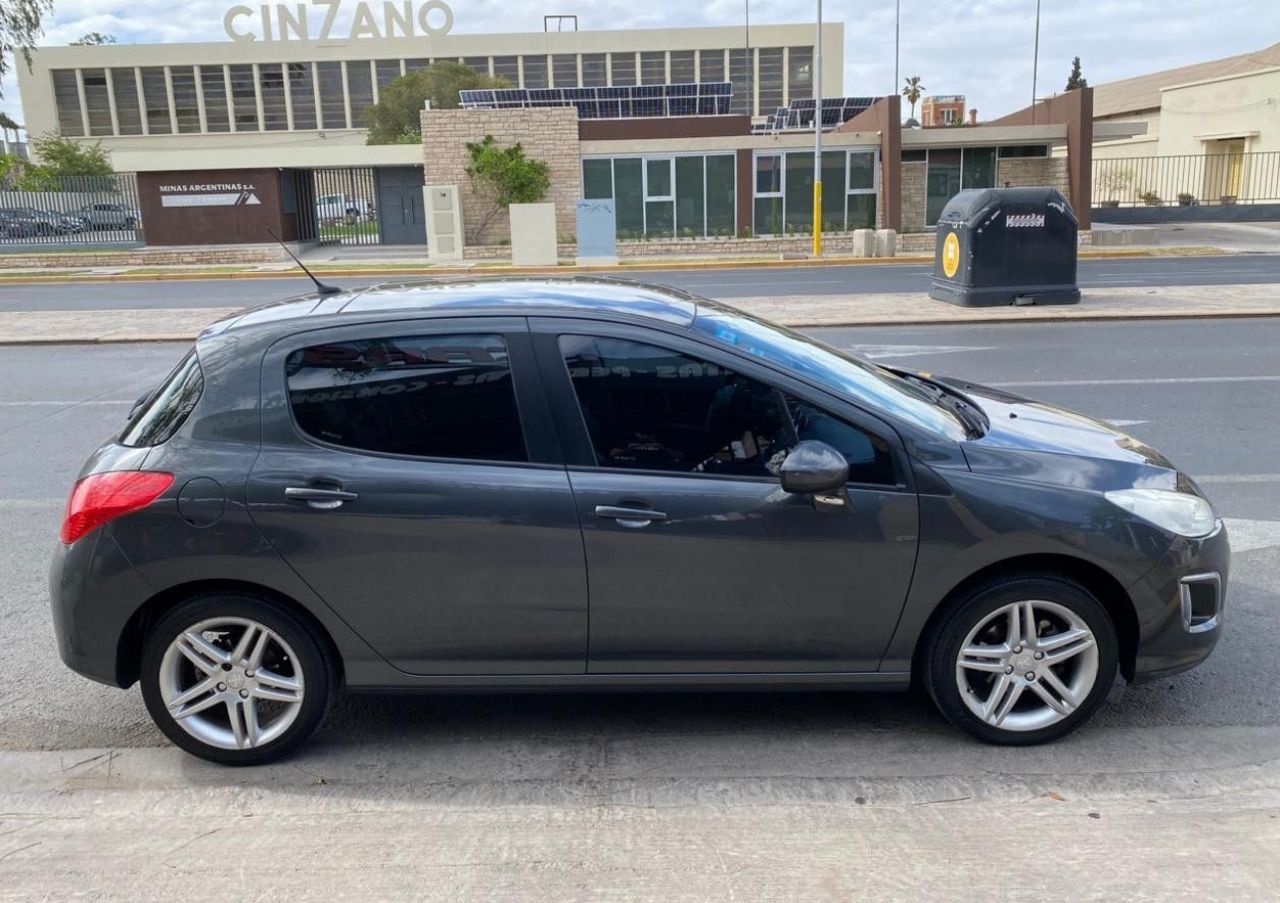 Peugeot 308 Usado Financiado en San Juan, deRuedas