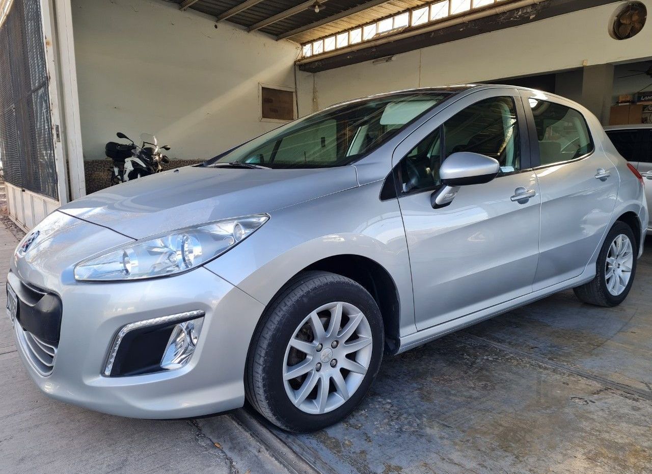 Peugeot 308 Usado Financiado en Mendoza, deRuedas