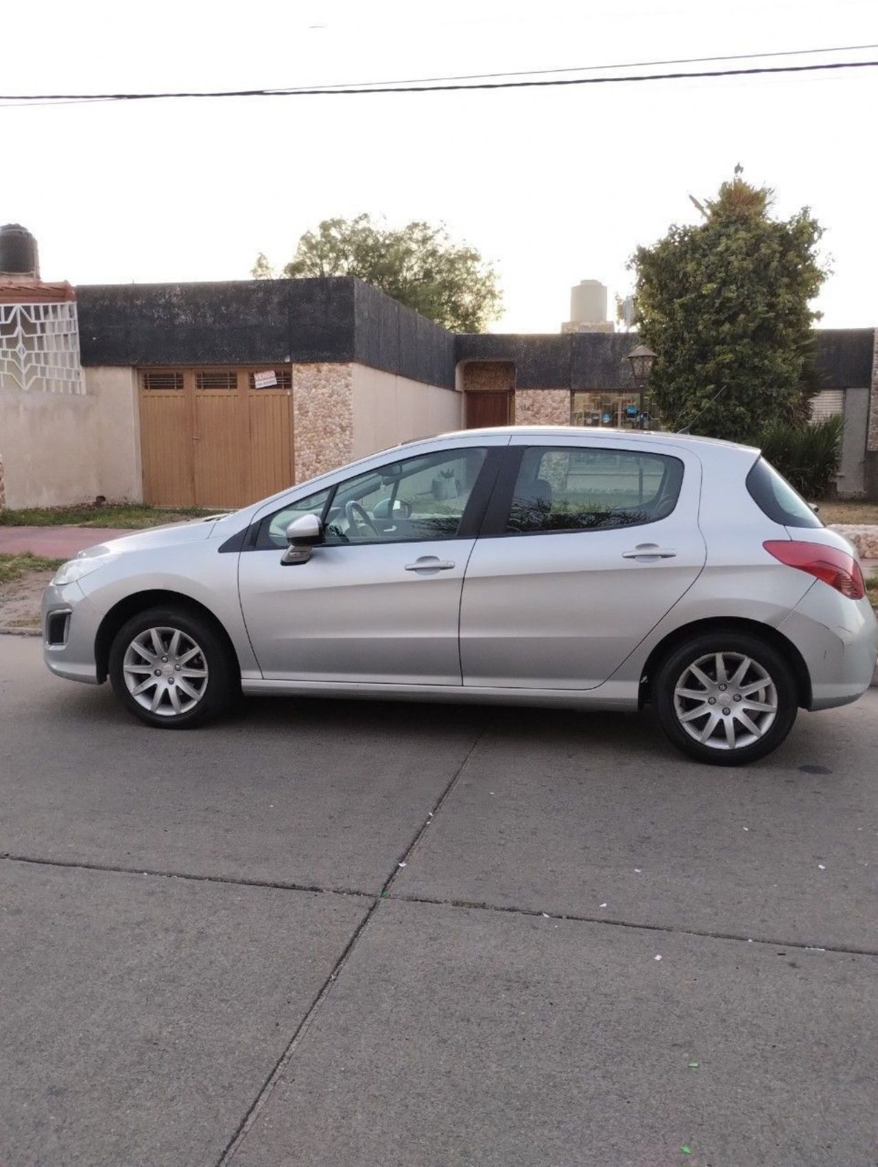 Peugeot 308 Usado en San Luis, deRuedas