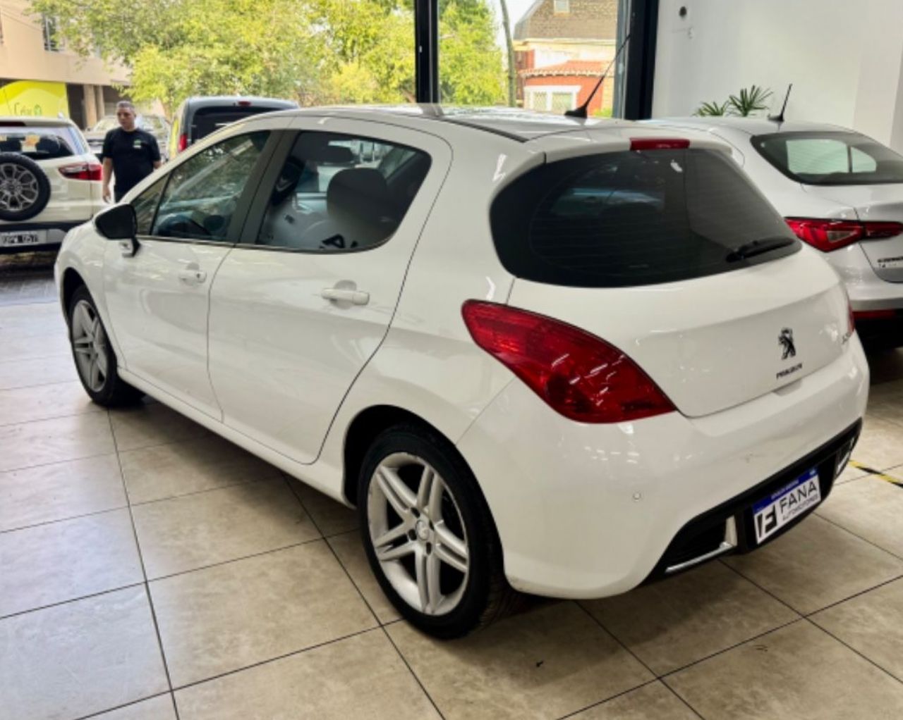 Peugeot 308 Usado Financiado en Mendoza, deRuedas