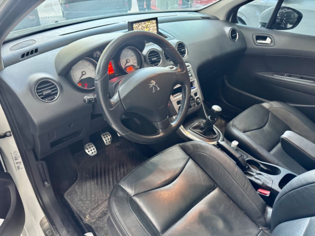 Peugeot 308 Usado Financiado en Mendoza, deRuedas