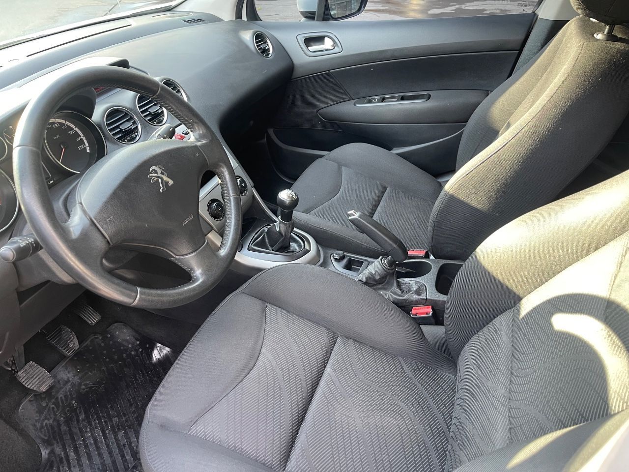 Peugeot 308 Usado Financiado en Mendoza, deRuedas