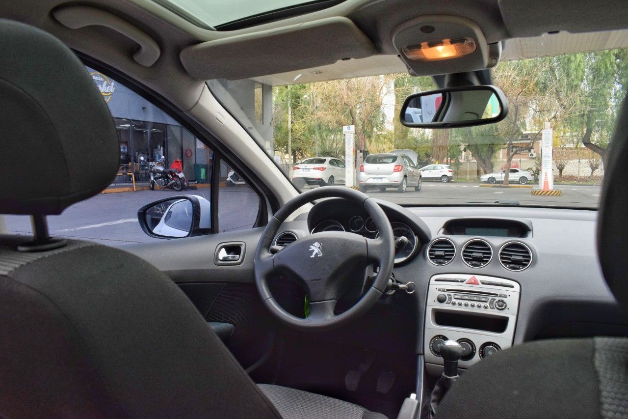 Peugeot 308 Usado Financiado en Mendoza, deRuedas