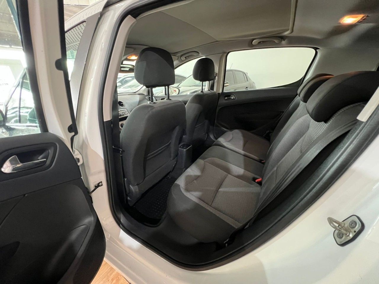 Peugeot 308 Usado Financiado en Córdoba, deRuedas