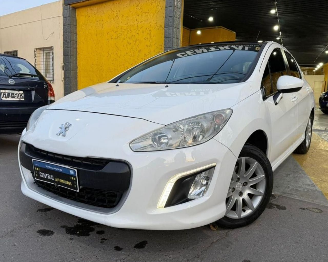 Peugeot 308 Usado Financiado en San Juan, deRuedas