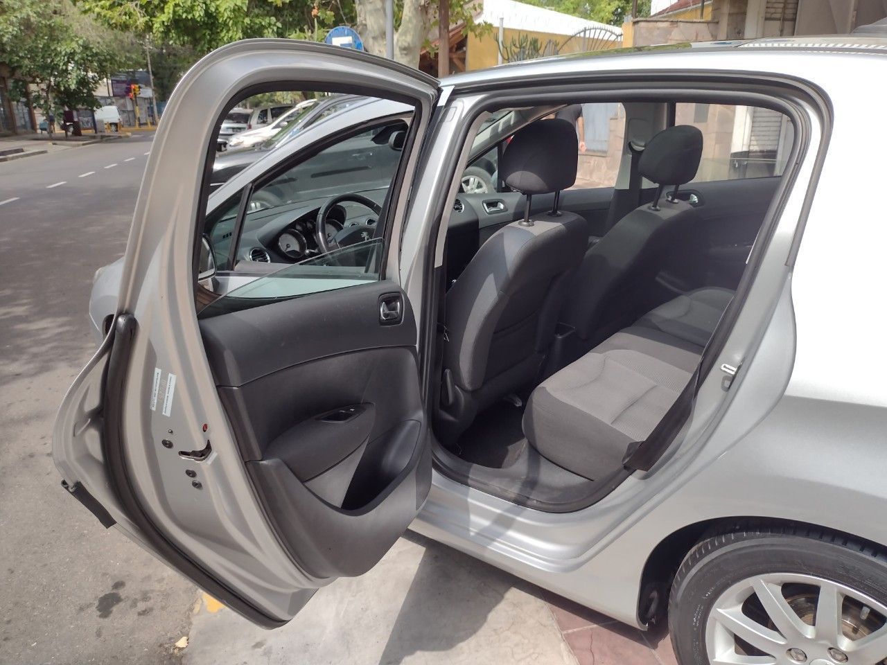 Peugeot 308 Usado Financiado en Mendoza, deRuedas