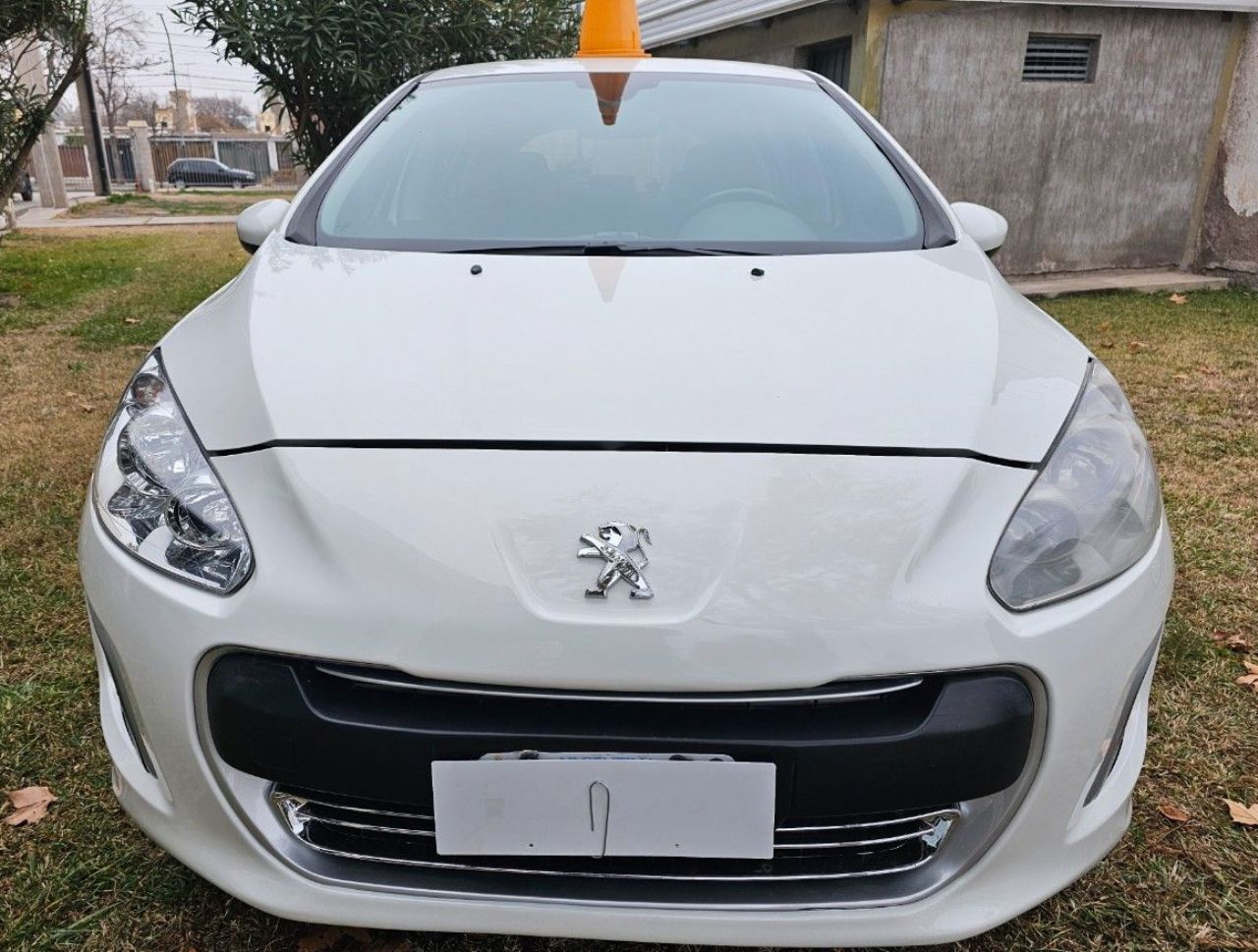 Peugeot 308 Usado Financiado en Mendoza, deRuedas