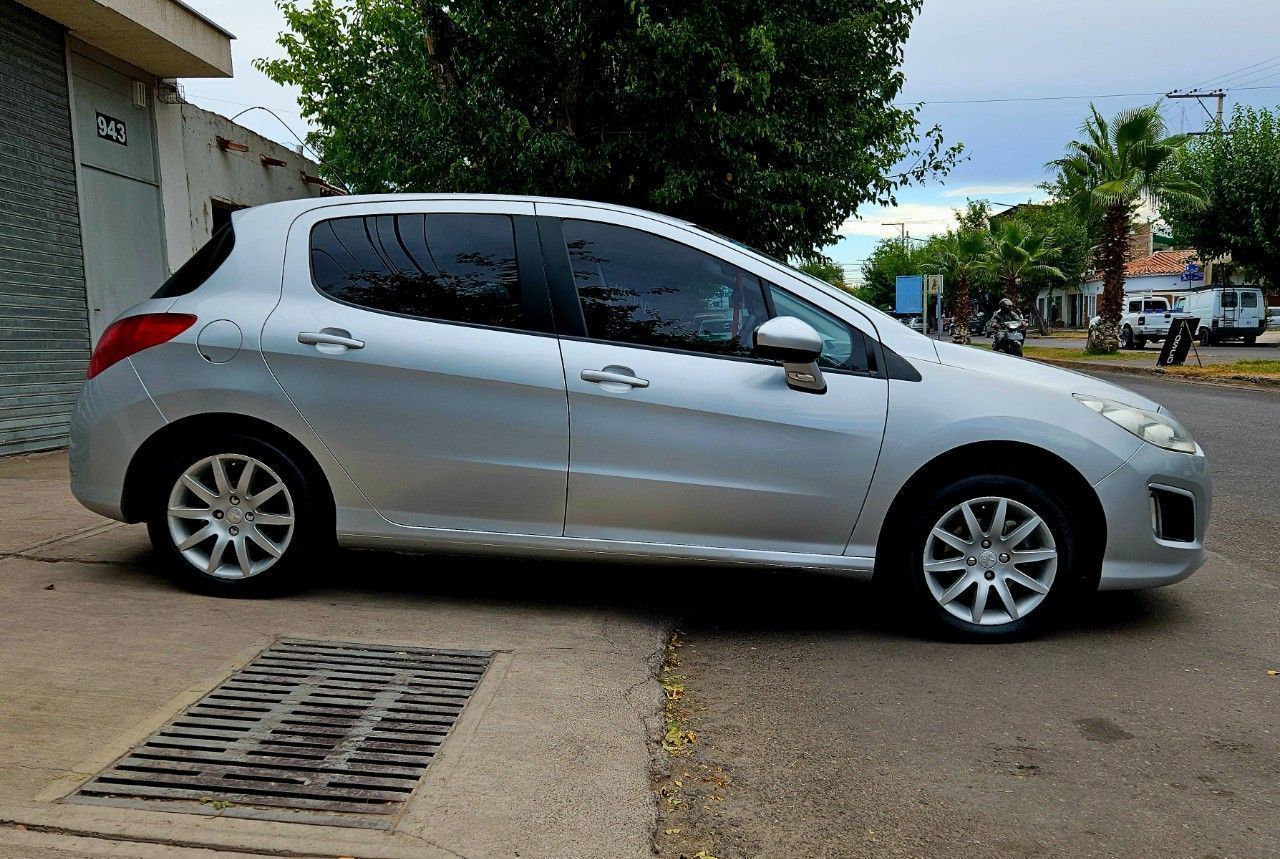 Peugeot 308 Usado Financiado en Mendoza, deRuedas