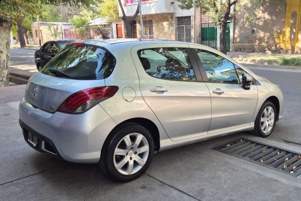 Peugeot 308 Usado Financiado en Mendoza, deRuedas