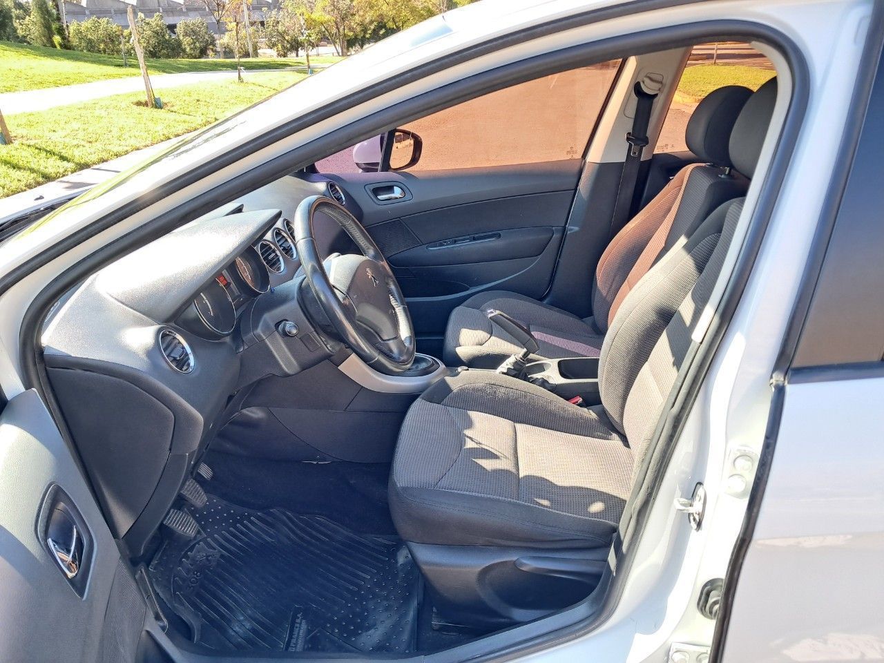 Peugeot 308 Usado Financiado en Mendoza, deRuedas