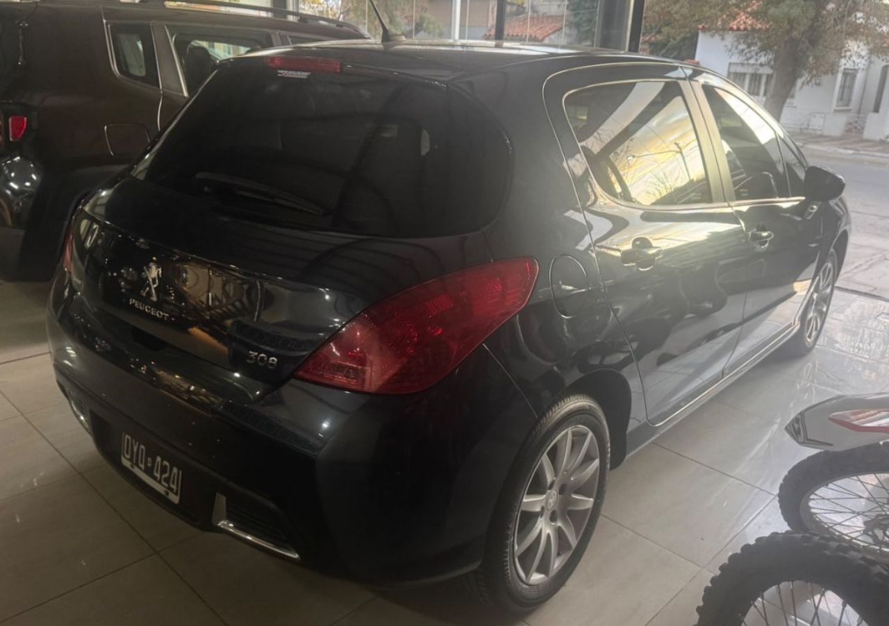 Peugeot 308 Usado Financiado en Mendoza, deRuedas
