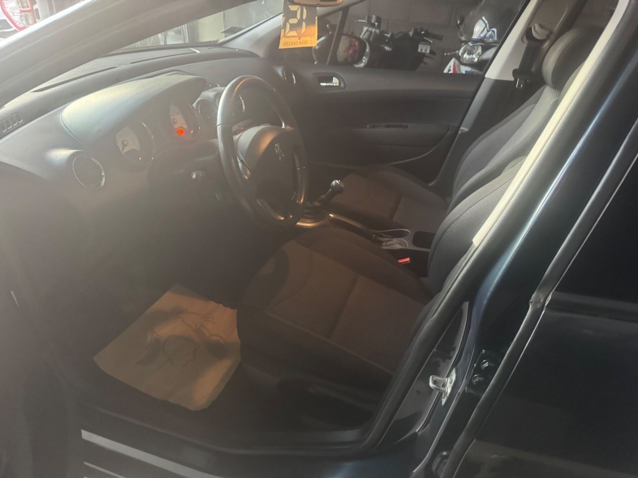 Peugeot 308 Usado Financiado en Mendoza, deRuedas