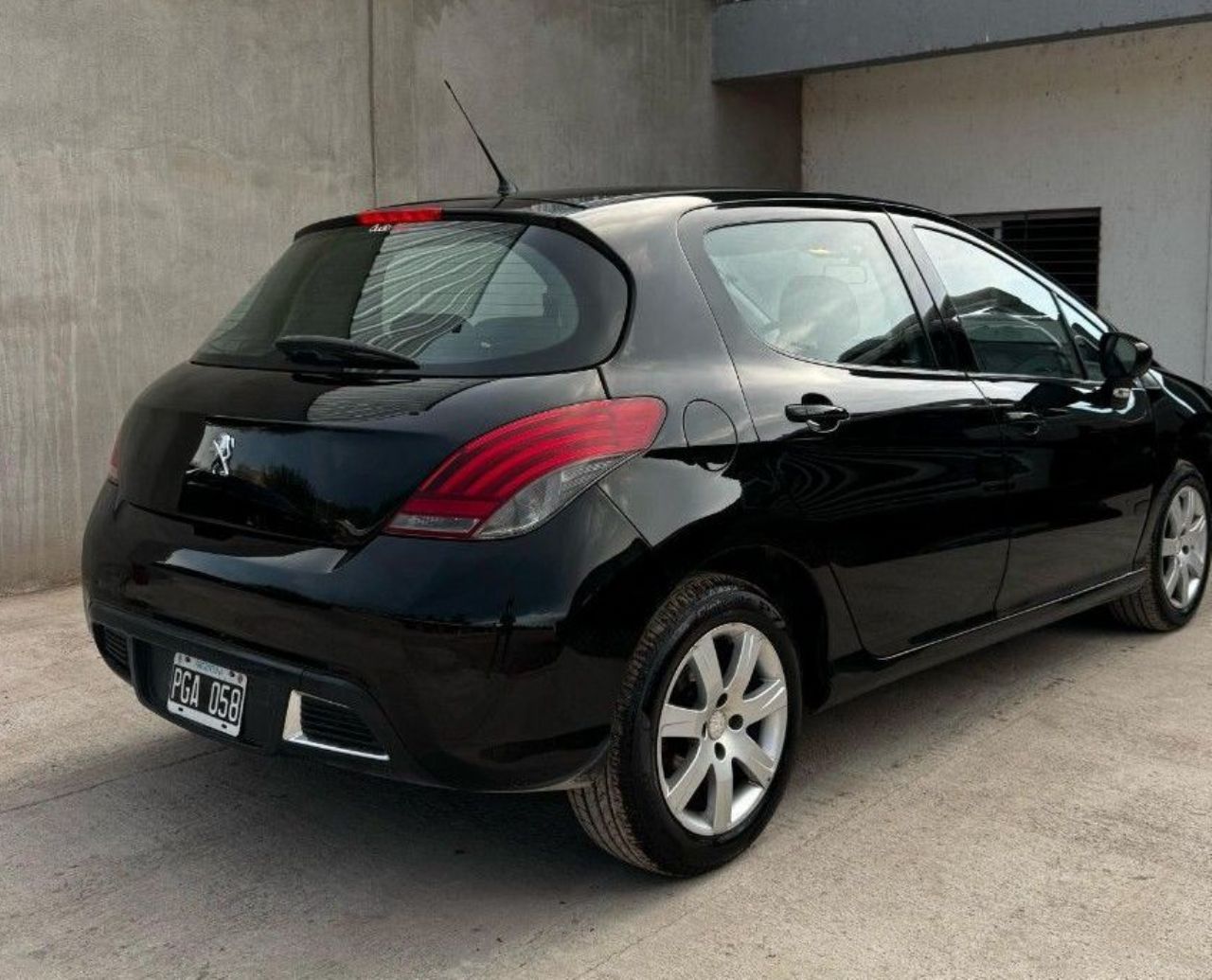 Peugeot 308 Usado Financiado en Mendoza, deRuedas