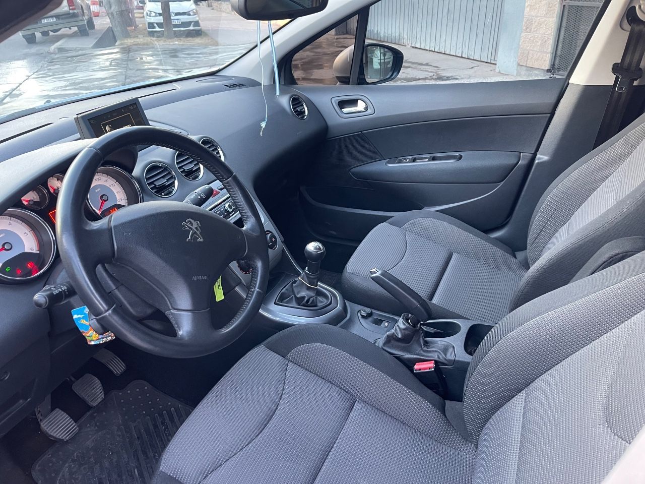 Peugeot 308 Usado Financiado en Mendoza, deRuedas