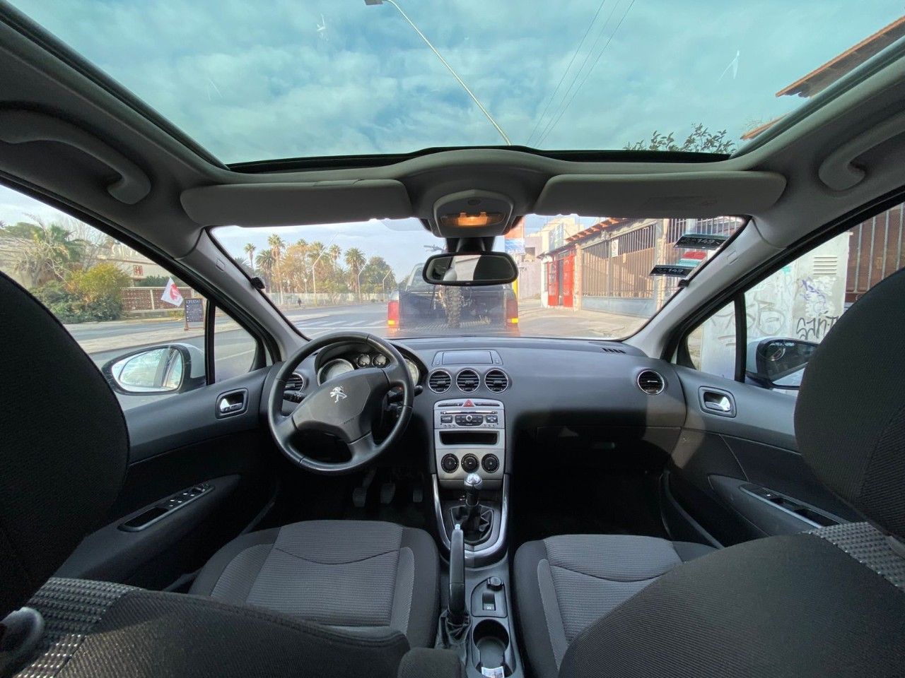 Peugeot 308 Usado Financiado en San Juan, deRuedas
