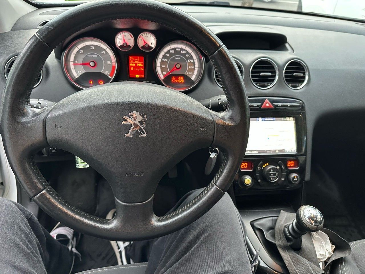 Peugeot 308 Usado Financiado en Córdoba, deRuedas