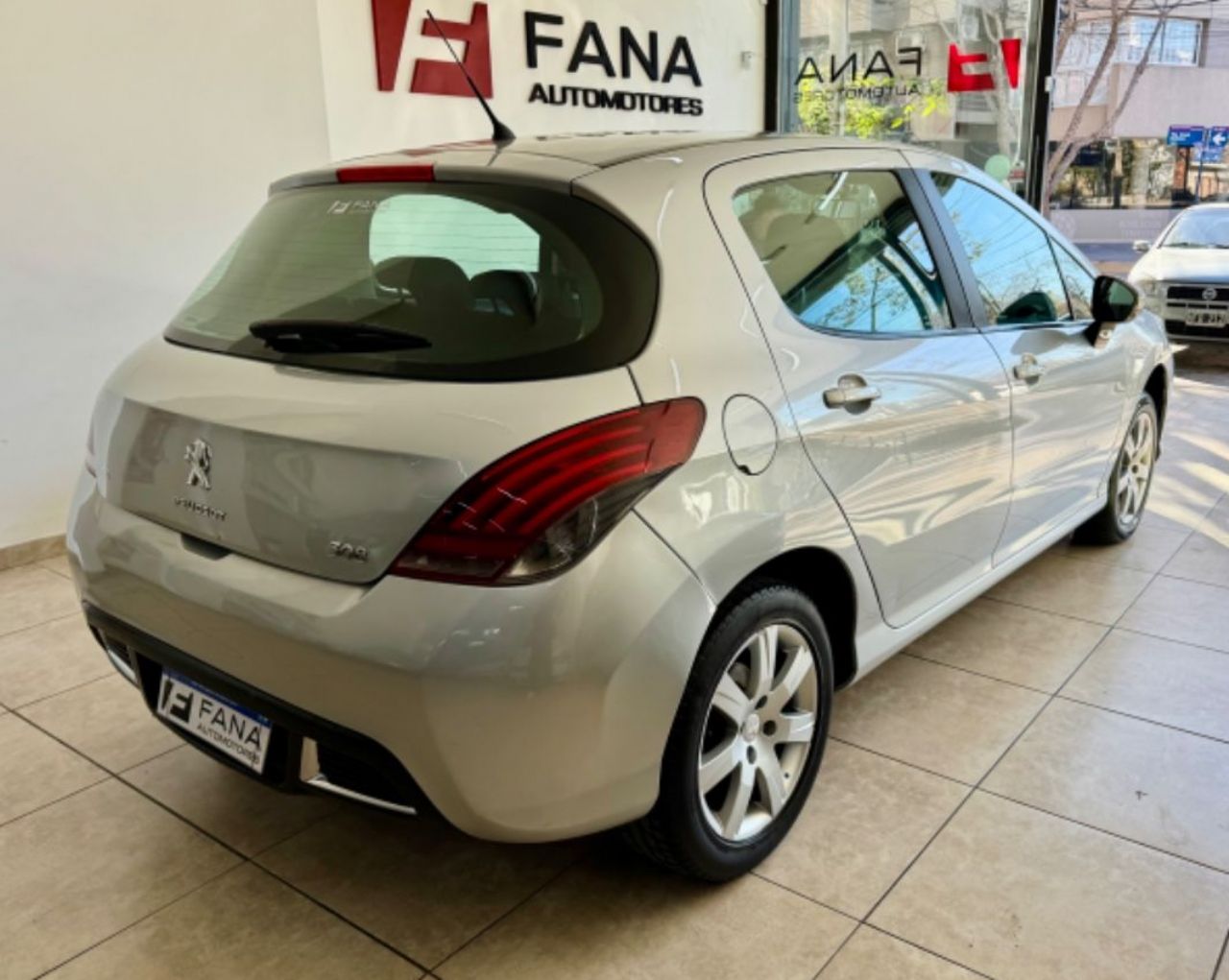 Peugeot 308 Usado Financiado en Mendoza, deRuedas