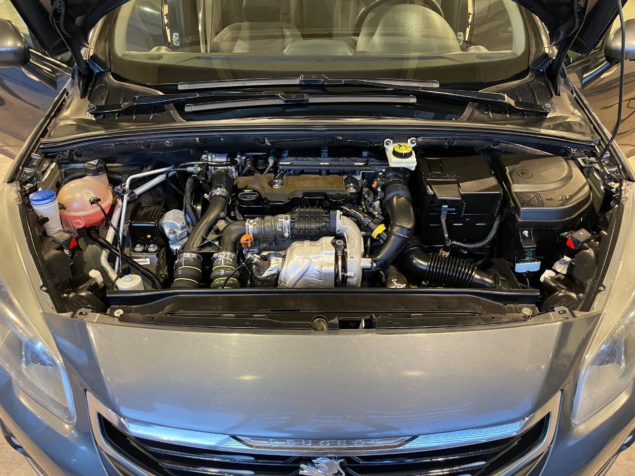 Peugeot 308 Usado Financiado en Mendoza, deRuedas