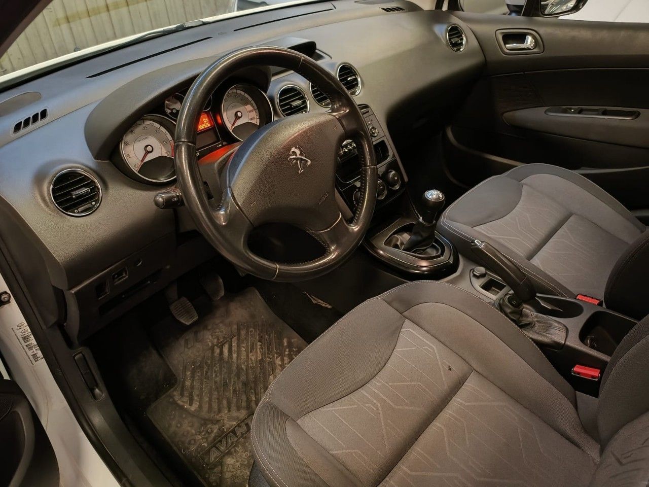 Peugeot 308 Usado Financiado en Córdoba, deRuedas