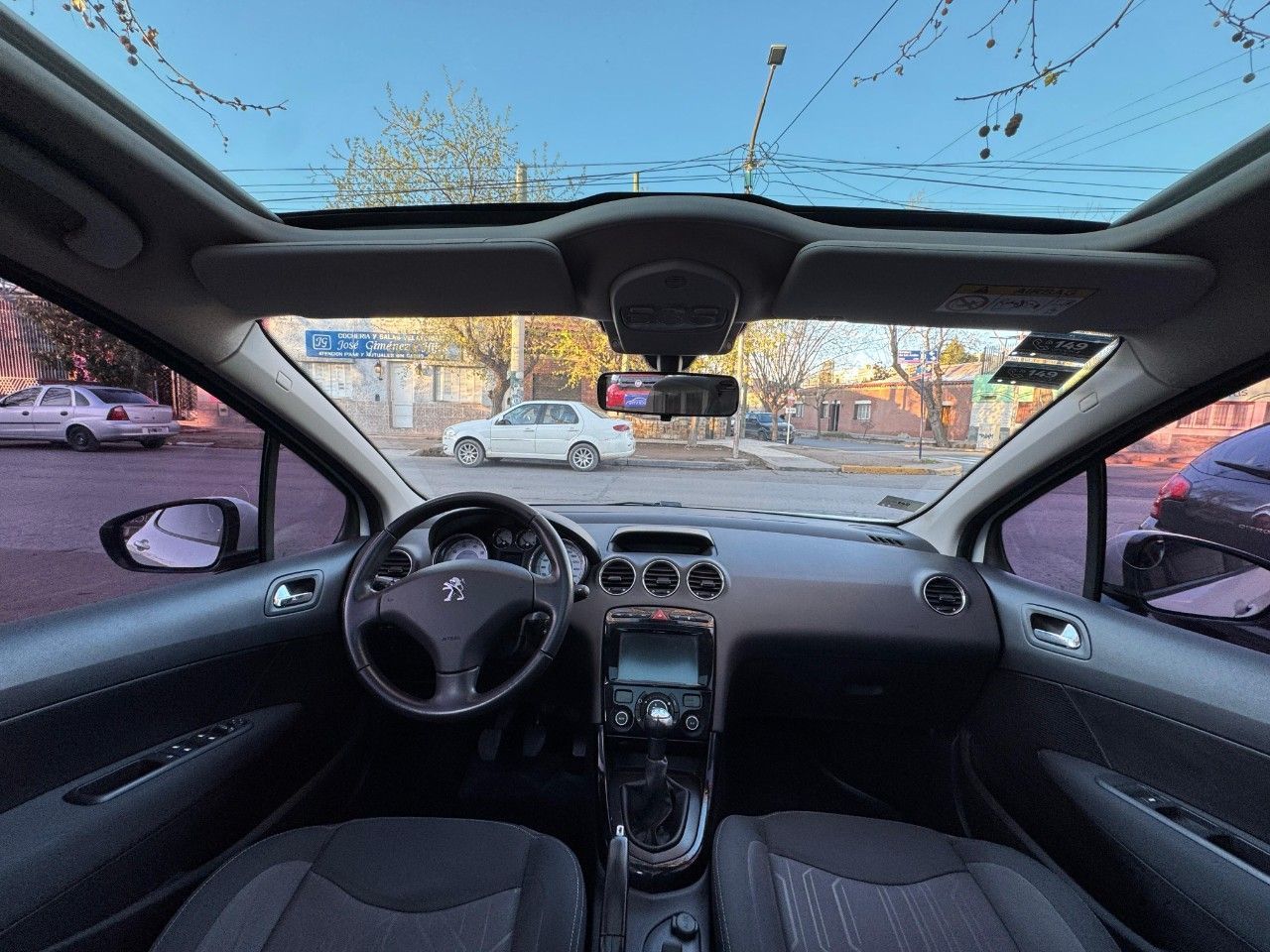 Peugeot 308 Usado Financiado en Mendoza, deRuedas