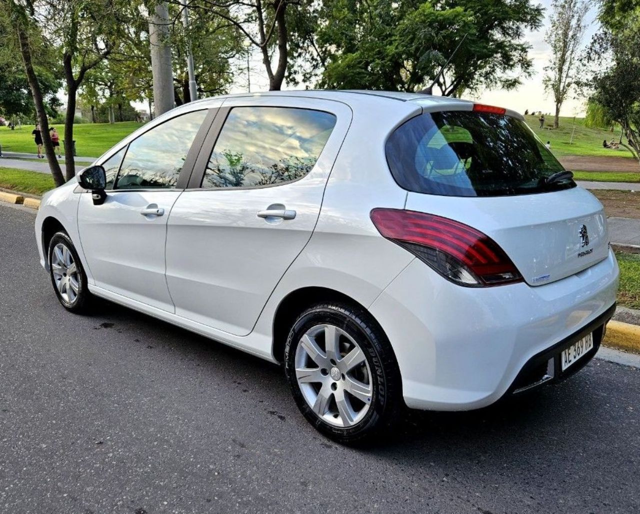 Peugeot 308 Usado Financiado en Mendoza, deRuedas