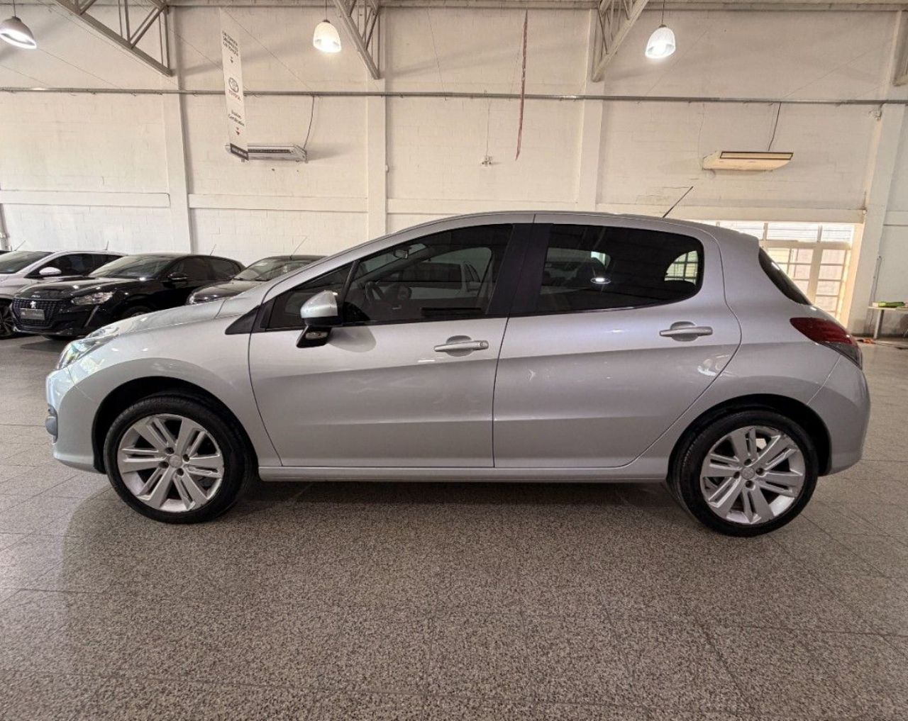 Peugeot 308 Usado en San Luis, deRuedas