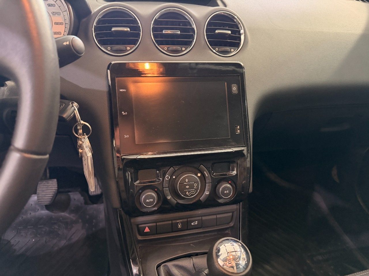 Peugeot 308 Usado en San Luis, deRuedas