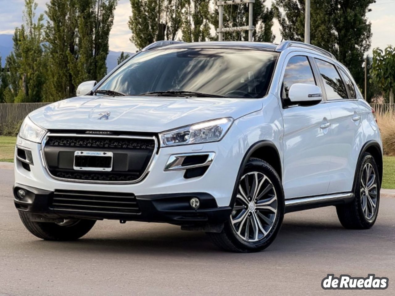 Peugeot 4008 Usado en Mendoza, deRuedas