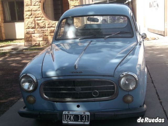 Peugeot 404 Pick-Up Usada en Mendoza, deRuedas