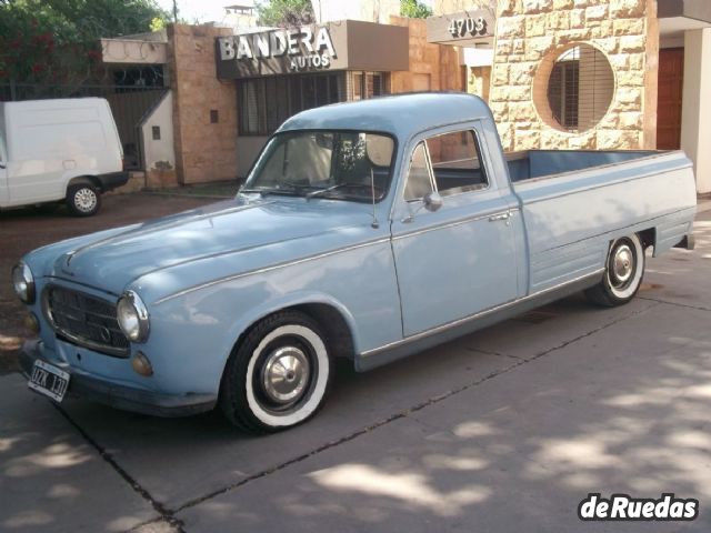 Peugeot 404 Pick-Up Usada en Mendoza, deRuedas