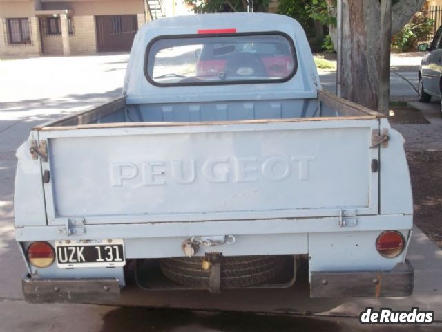 Peugeot 404 Pick-Up Usada en Mendoza, deRuedas