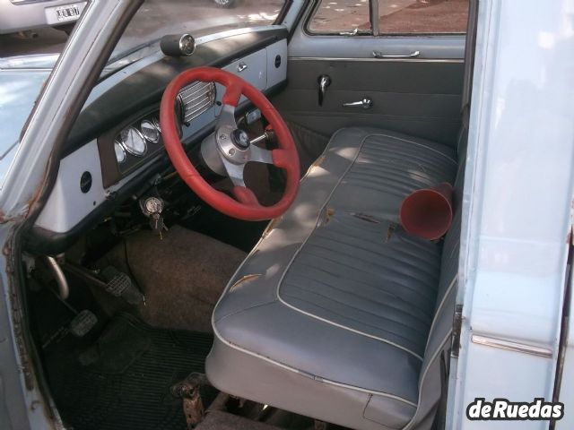 Peugeot 404 Pick-Up Usada en Mendoza, deRuedas