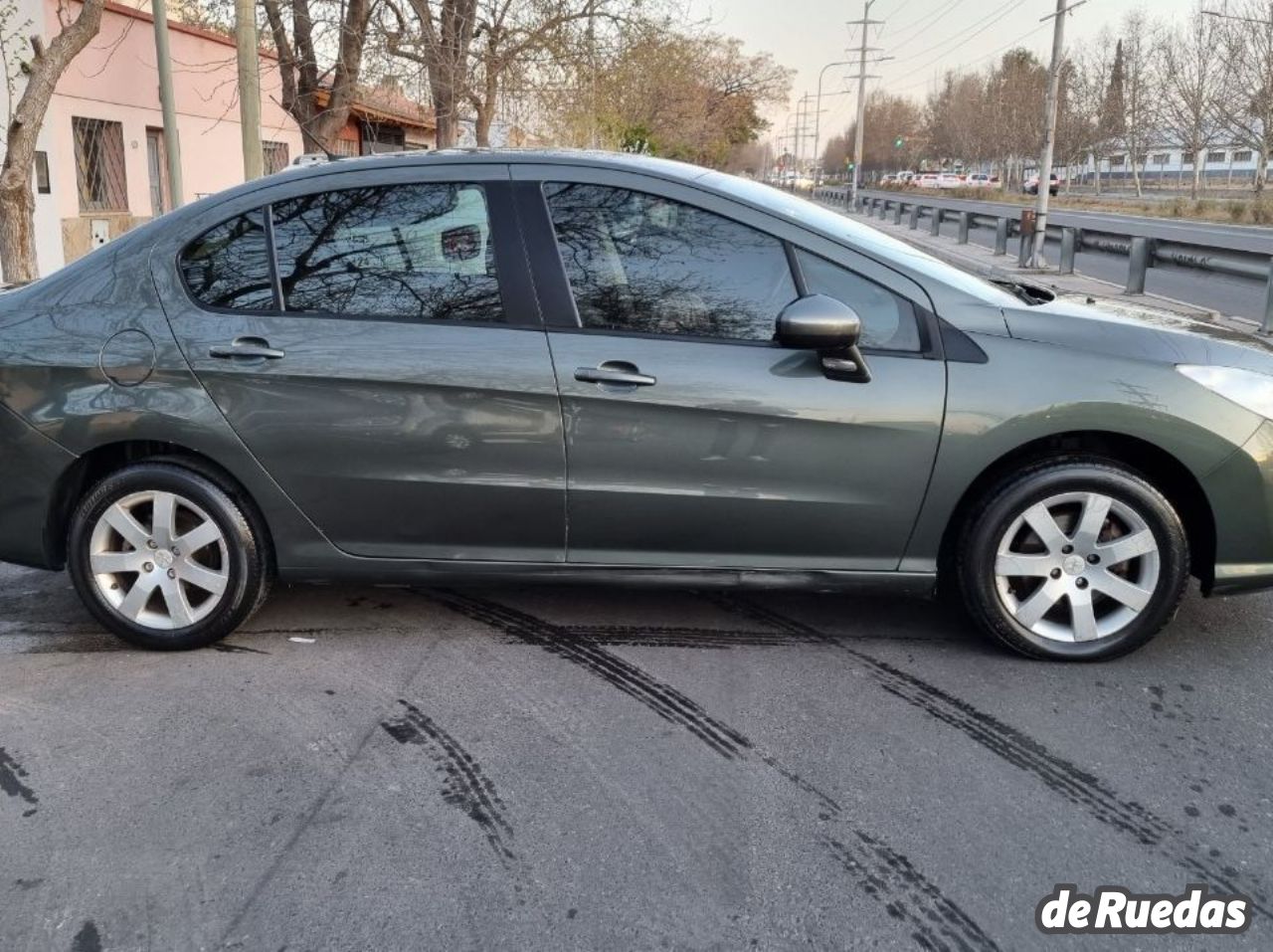 Peugeot 408 Usado en Mendoza, deRuedas