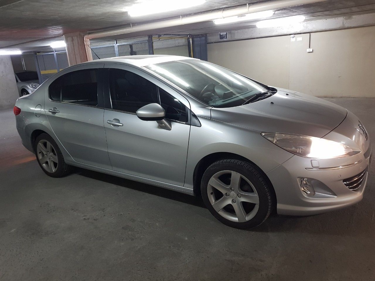 Peugeot 408 Usado en Santa Fe, deRuedas