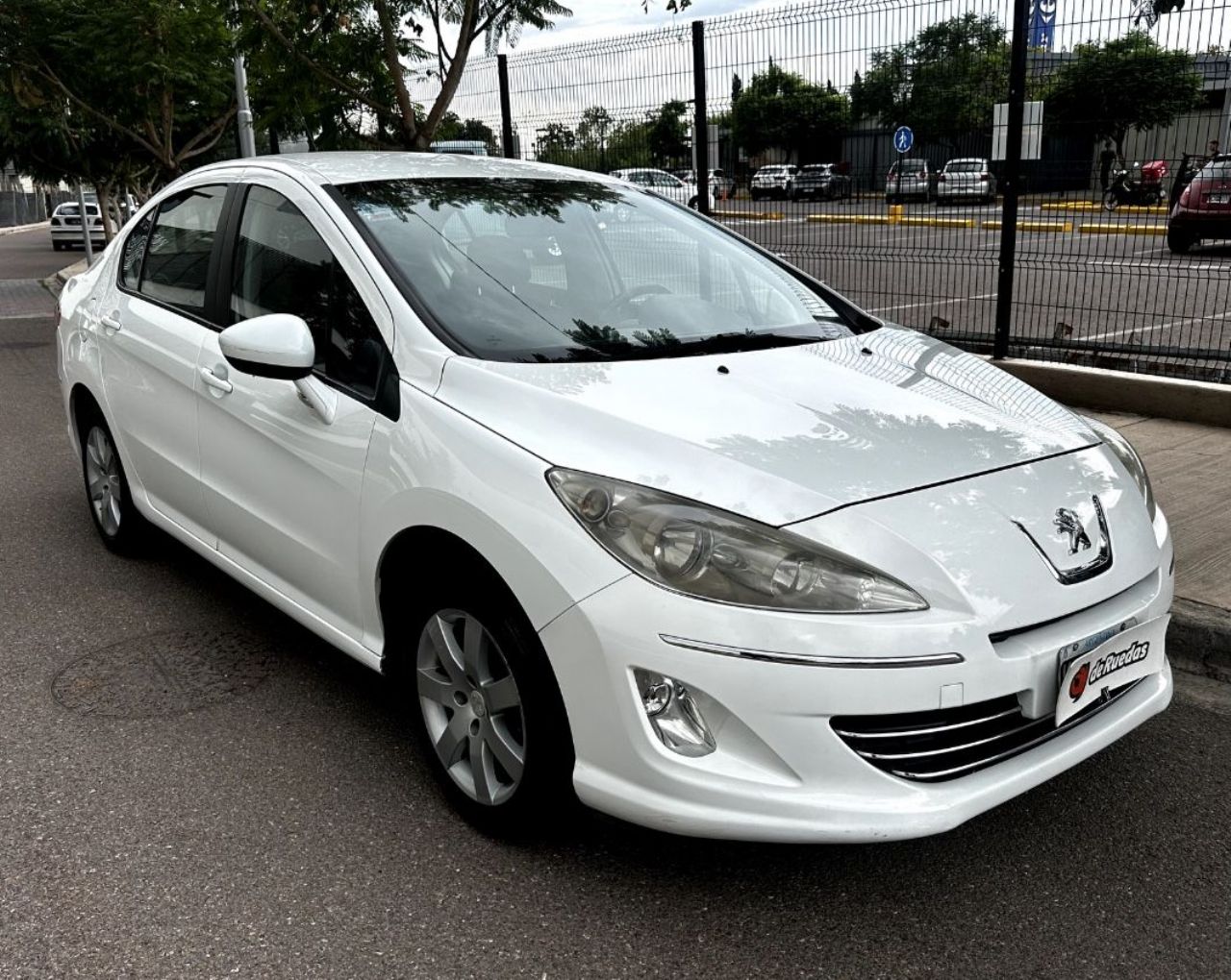 Peugeot 408 Usado en Mendoza, deRuedas