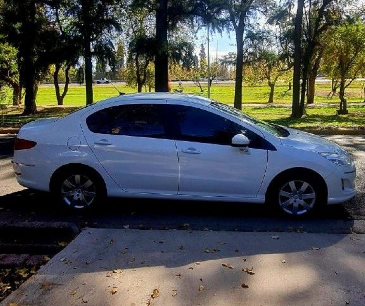 Peugeot 408 Usado en Mendoza, deRuedas