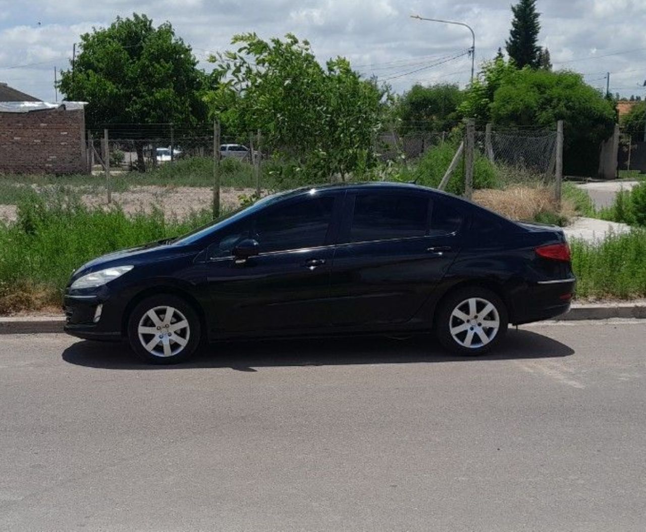 Peugeot 408 Usado en Mendoza, deRuedas